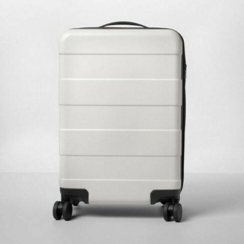 Hardside Carry On Spinner Suitcase