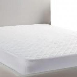 Bedsure Mattress Protector- Queen Size (60 x 80)