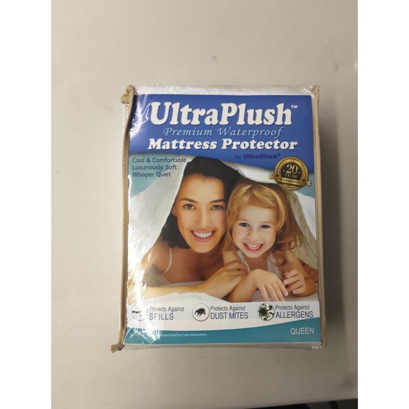 UltraPlush Premium Waterproof Mattress Protector, Queen