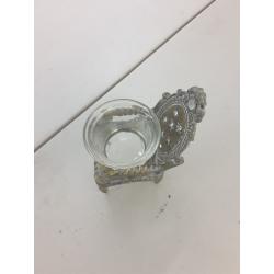 Fashionstyle Vintage Carved Diamond Chair Design Metal Glass Candle Holder