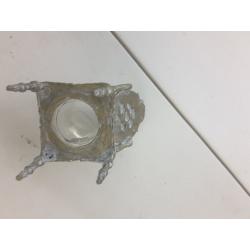 Fashionstyle Vintage Carved Diamond Chair Design Metal Glass Candle Holder